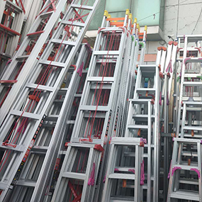 鋁合金梯、鐵梯、木梯等各種工程用梯